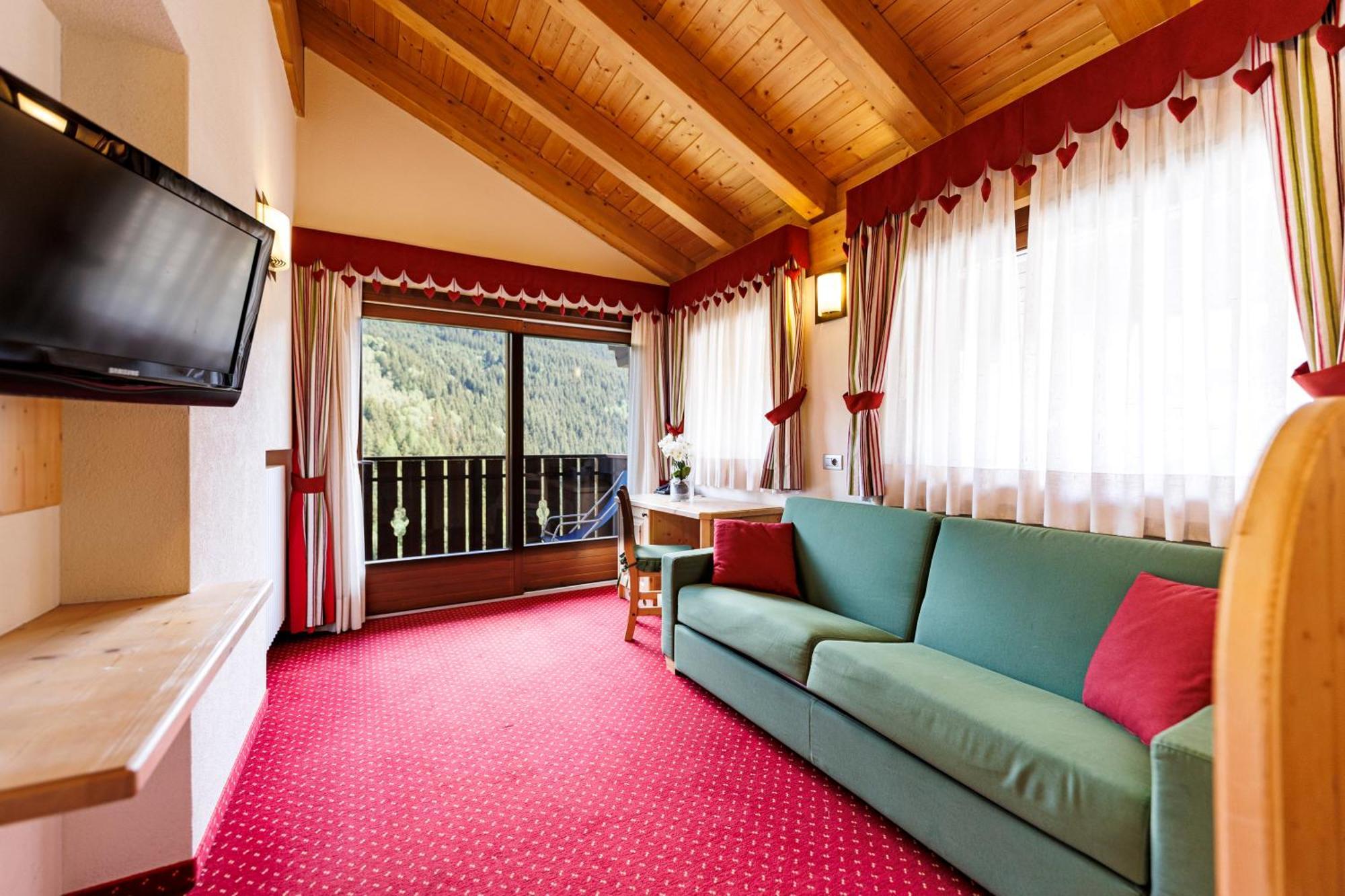 Hotel Miravalle Isolaccia Cameră foto